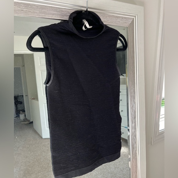 BABATON COWL NECK TANK - Picture 2 of 2